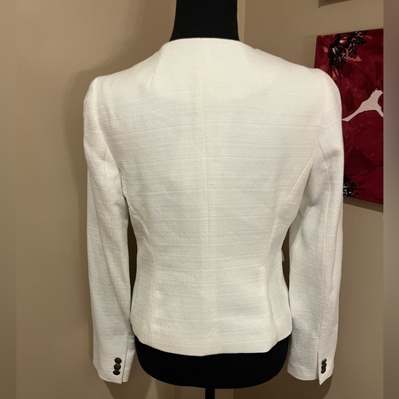 Banana Republic White Military Inspired Round Collar Blazer, size 4 - Picture 4 of 14